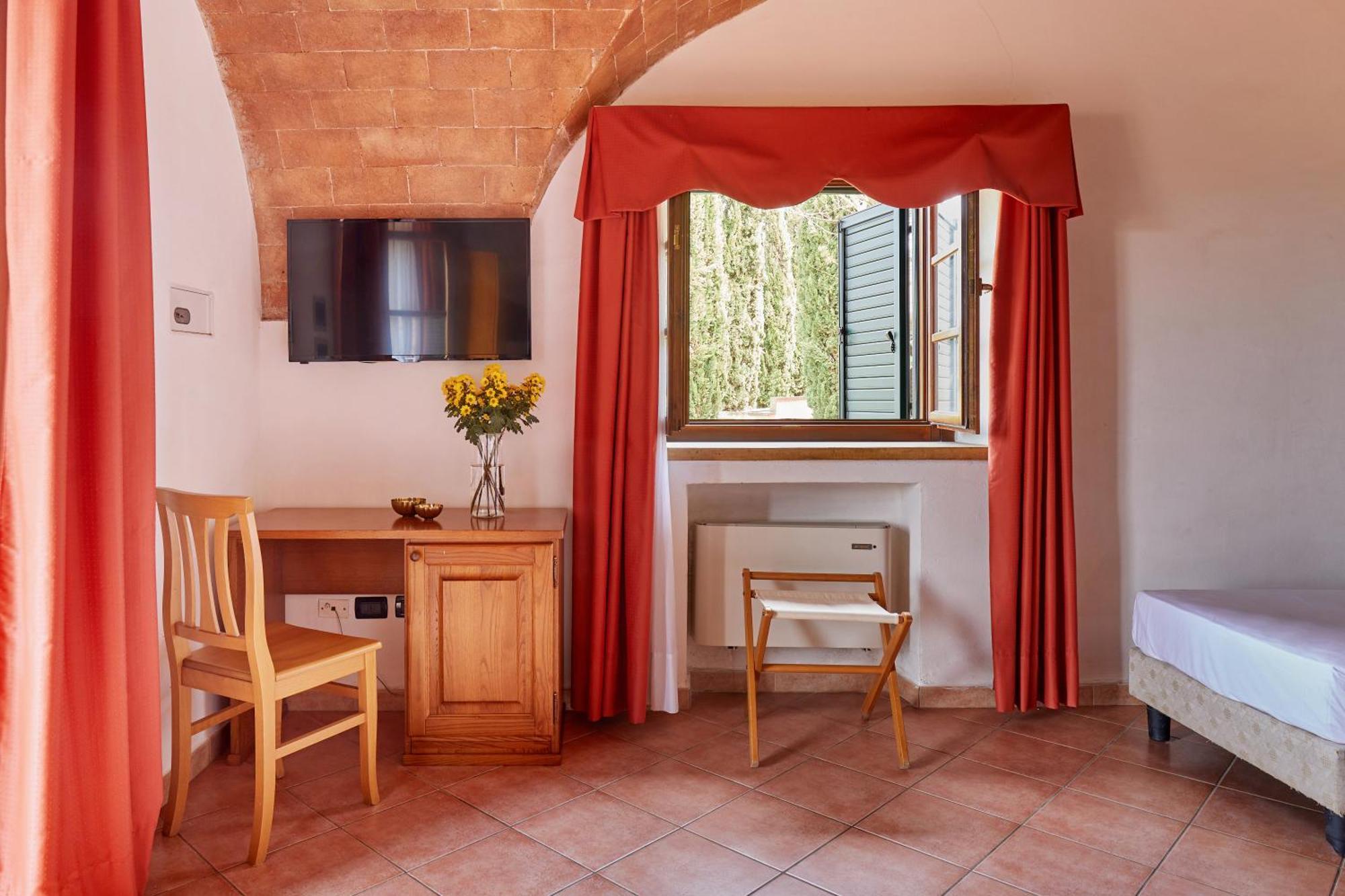 Relais Belvedere Montecatini Val di Cecina Habitación foto