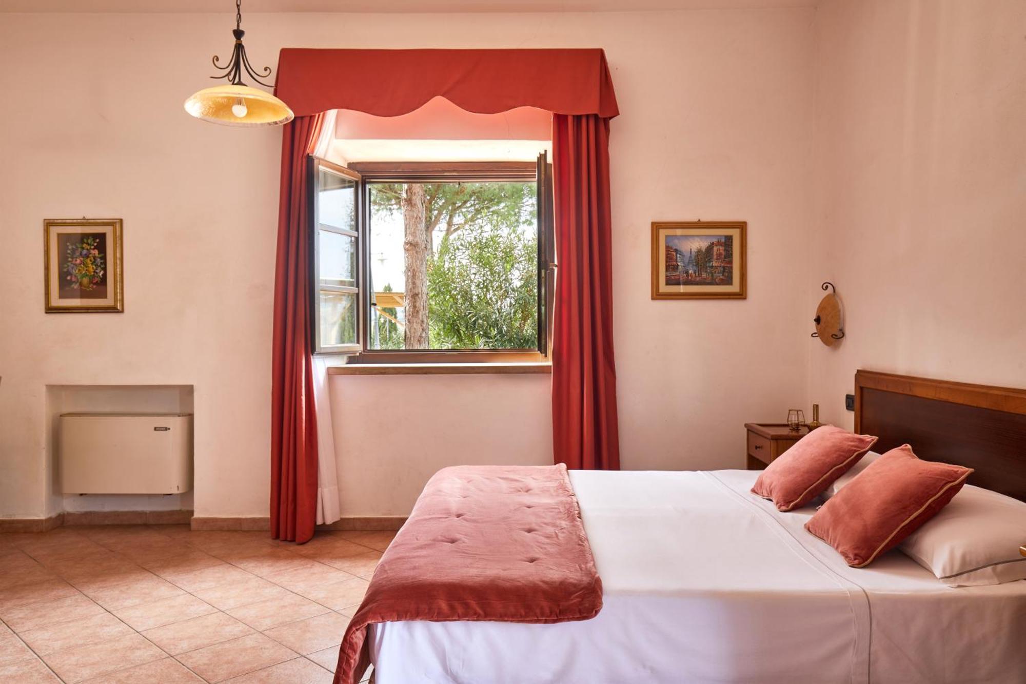 Relais Belvedere Montecatini Val di Cecina Habitación foto