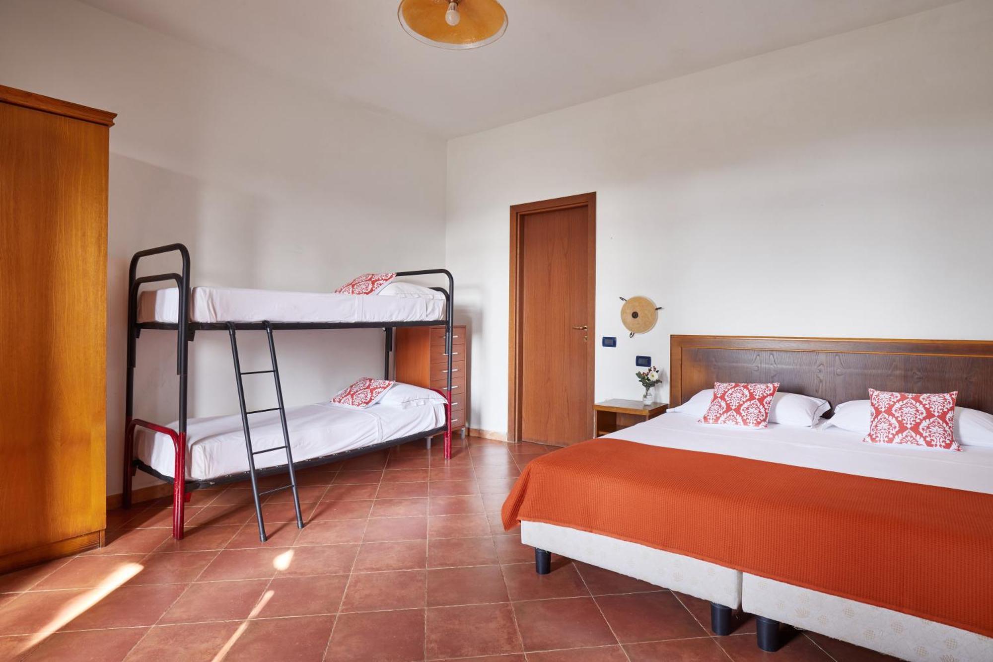 Relais Belvedere Montecatini Val di Cecina Habitación foto