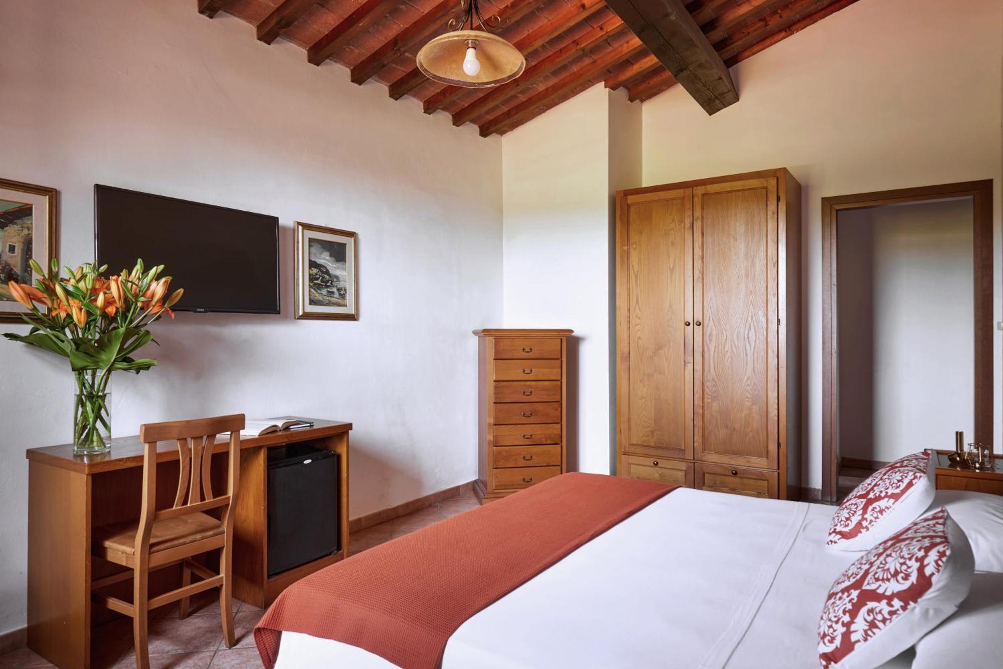 Relais Belvedere Montecatini Val di Cecina Habitación foto